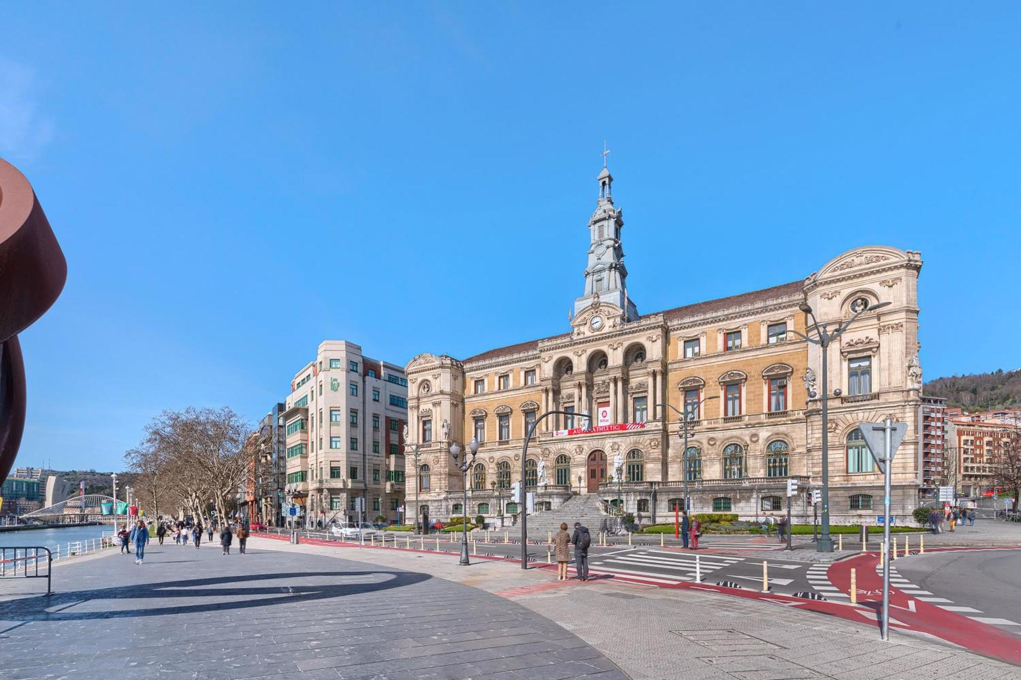 Апартаменты Ayuntamiento Cerca Del Casco Viejo & Parking Бильбао Экстерьер фото